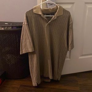 Arrow Button-up Short Sleeve